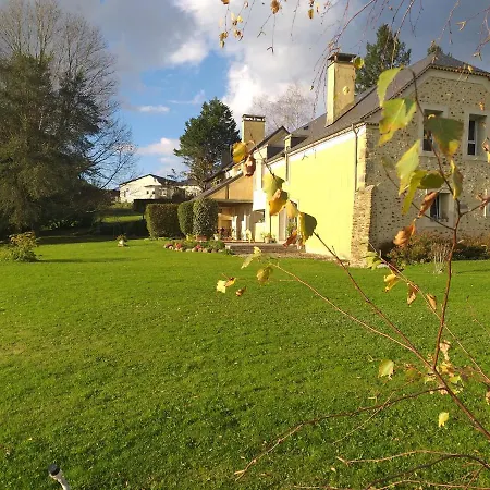 Les 3 Collines Gites, Panorama Sur Les Pyrenees Apartment *