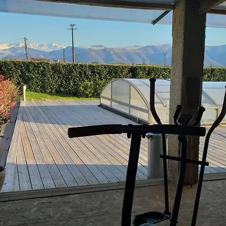 Les 3 Collines Gites, Panorama Sur Les Pyrenees 아파트 *